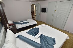 Kozan Hotel
