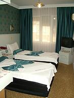 Kozan Hotel