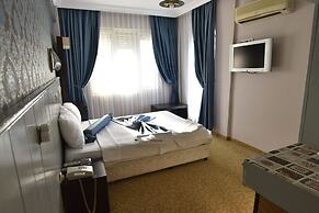Kozan Hotel