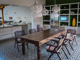 Los Patios Hotel