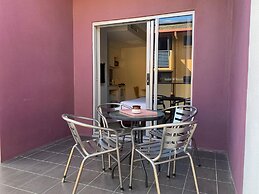Airport Ascot Motel