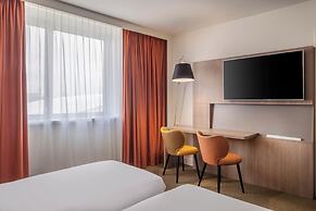 Novotel Lyon Centre Confluence Bord de Saone