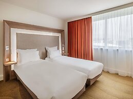 Novotel Lyon Centre Confluence Bord de Saone
