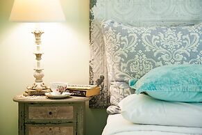 Noosa Valley Manor B&B Retreat