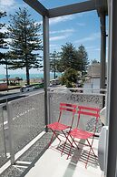Navigate Seaside Hotel