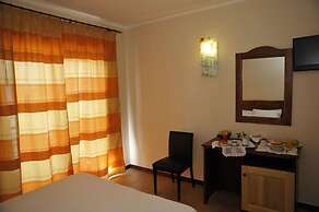 Hotel Fly