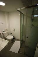 Rich Luxury Suites