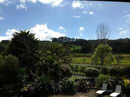 Tawharanui Lodge
