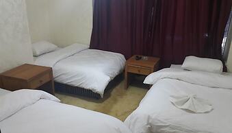 Al-Houriat Hotel