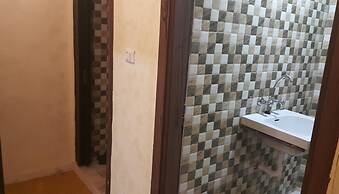 Al-Houriat Hotel