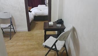 Al-Houriat Hotel