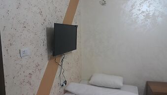 Al-Houriat Hotel