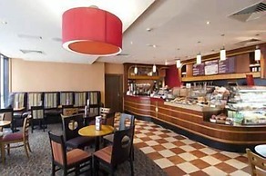 Premier Inn Heathrow Airport Terminal 5