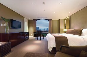 The Bayleaf Intramuros Hotel
