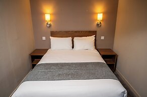 The Wellington Hotel by Greene King Inns