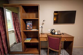 The Wellington Hotel by Greene King Inns