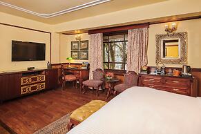 MAYFAIR Darjeeling