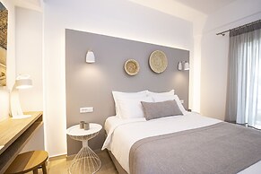 Louis Studios Hotel