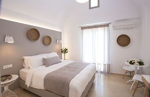 Louis Studios Hotel