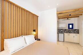 Louis Studios Hotel