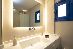 Louis Studios Hotel