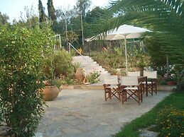 Villa Avra