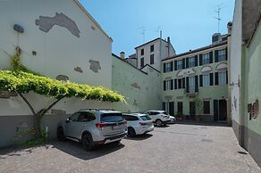 Antico Residence , Mantegna Hotels