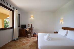 Cala Luas Resort