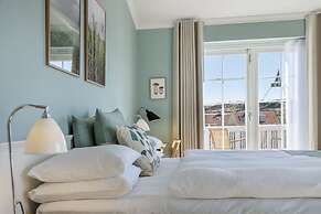 Ruths Hotel