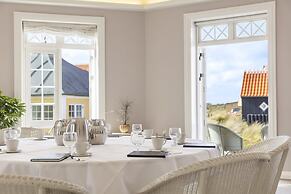 Ruths Hotel