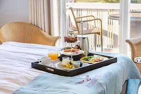 Ruths Hotel
