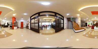Hotel Varuna