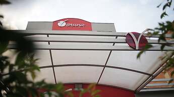 Hotel Varuna