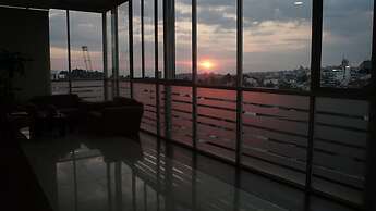 Hotel Varuna