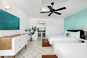 Pelican Beach Hotel