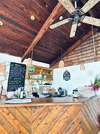 Pelican Beach Hotel
