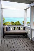 Pelican Beach Hotel