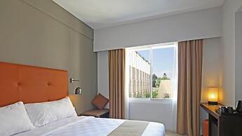 Ananta Legian Hotel