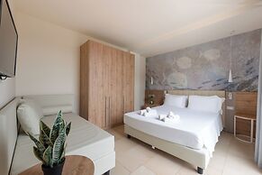Canado Family Hotel