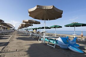 Canado Family Hotel