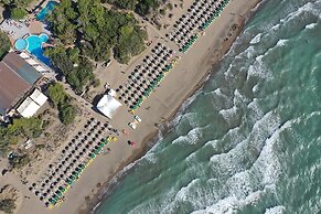 Canado Family Hotel