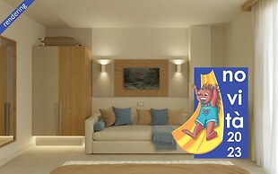 Canado Family Hotel