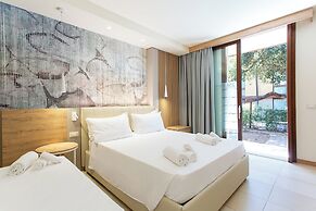 Canado Family Hotel