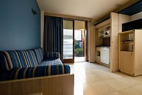 Canado Family Hotel