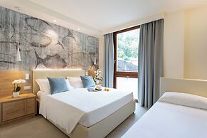 Canado Family Hotel