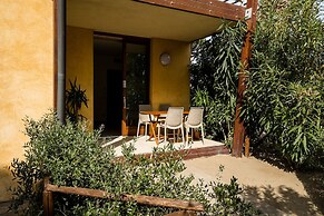 Canado Family Hotel