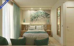 Canado Family Hotel
