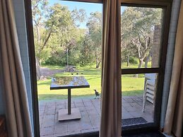 Emu Beach Chalets