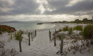 Emu Beach Chalets