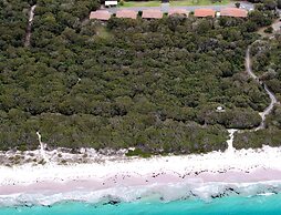 Emu Beach Chalets